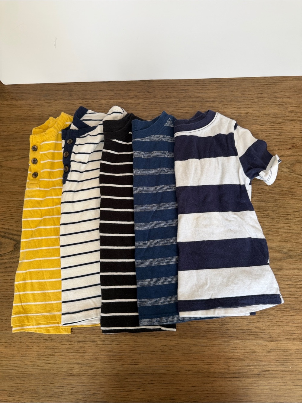 Old Navy 5 Kids Striped Short Sleeve Tee - Yellow, Navy, Black, Blue, White